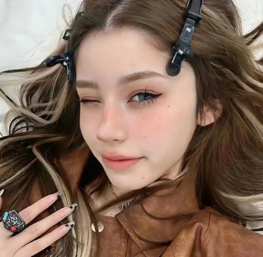 追着彩虹的我们